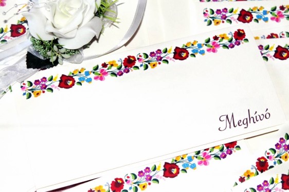 francia hajtogatott magyaros esküvői meghívó 11