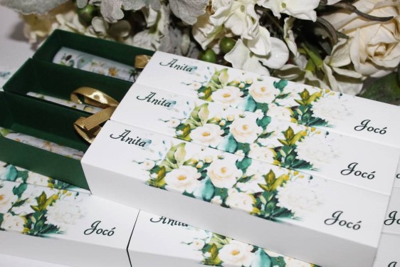 greenery esküvői meghívó dobozban 12